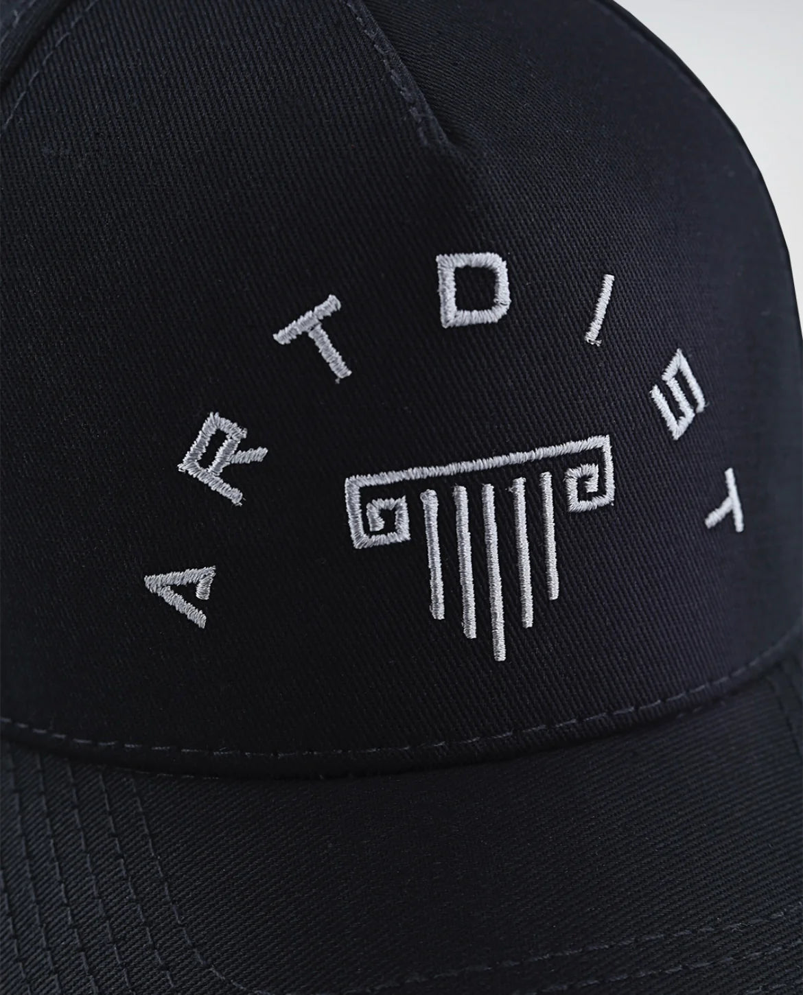 Artdist Canva Black Cap