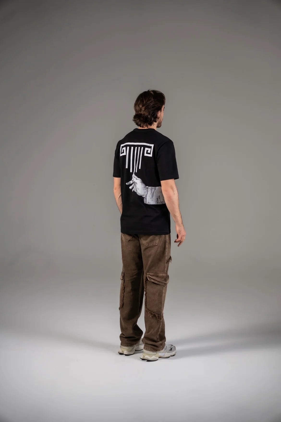 Artdist The Hand Black Regular T-Shirt