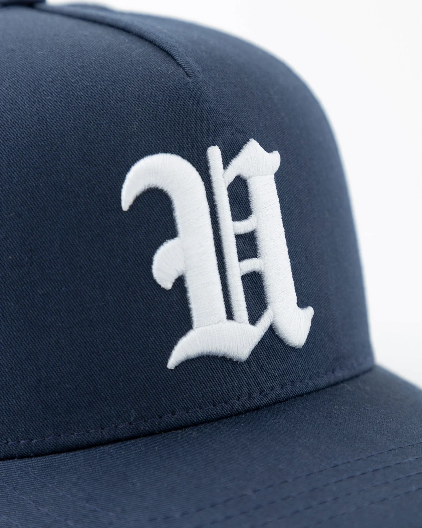 Undergold Line U High Crown Cap Navy Blue