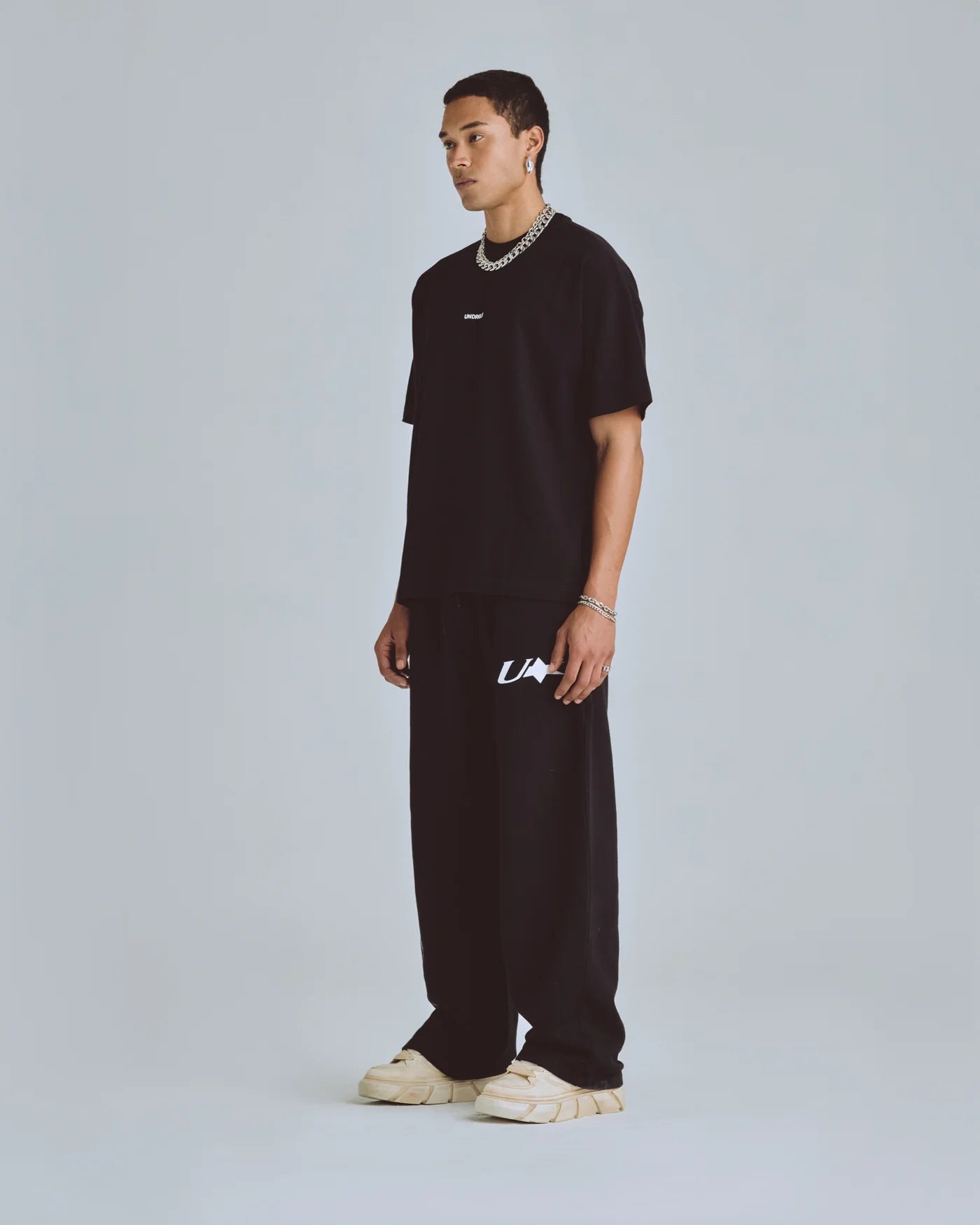 Undergold Agnus Dei U Star Straightpants Black
