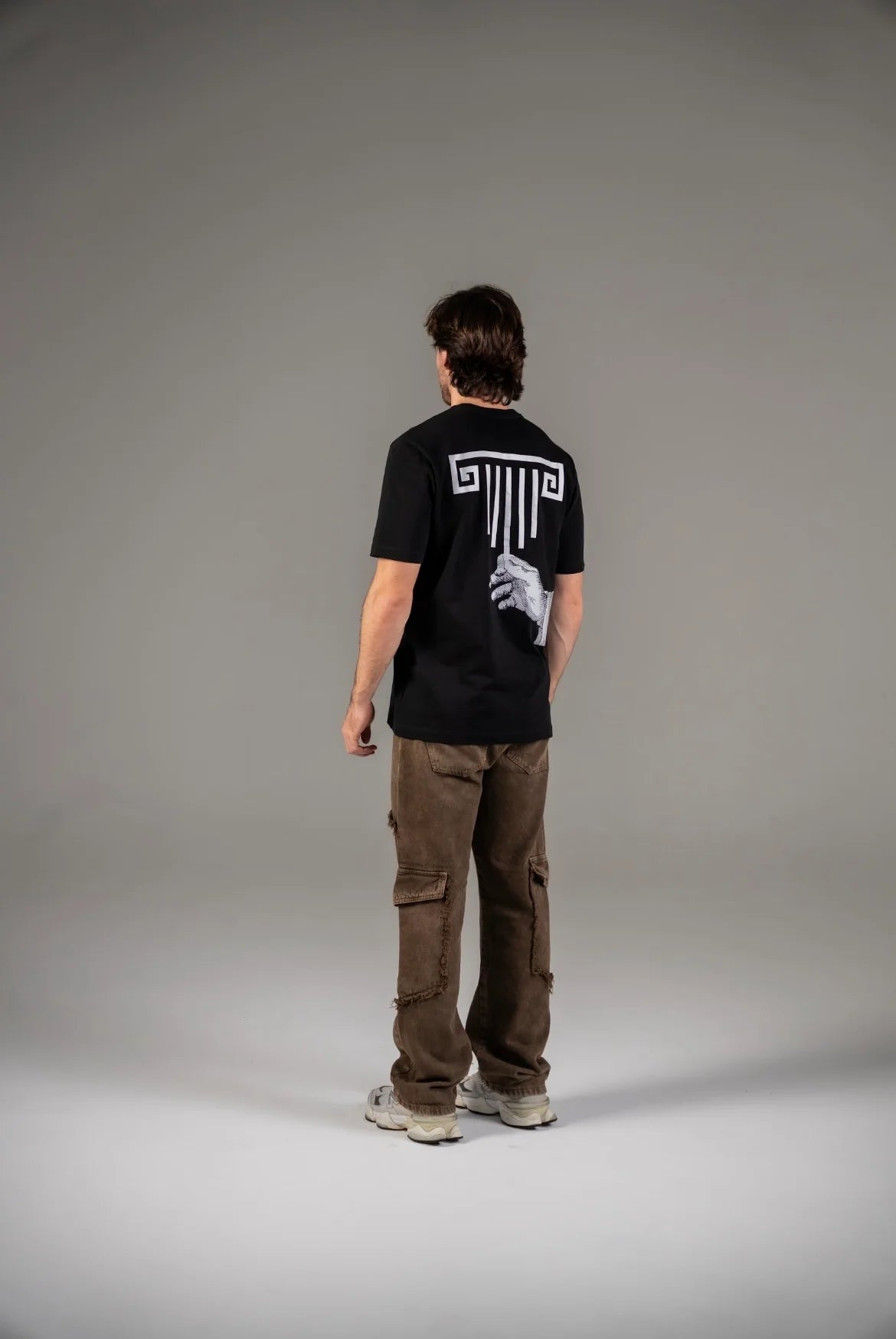 Artdist The Hand Black Regular T-Shirt