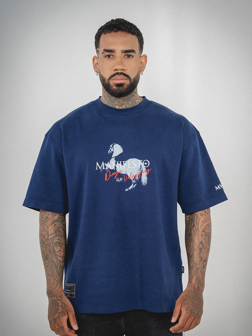 Manifesto Camiseta Oversize Caballo Blanco
