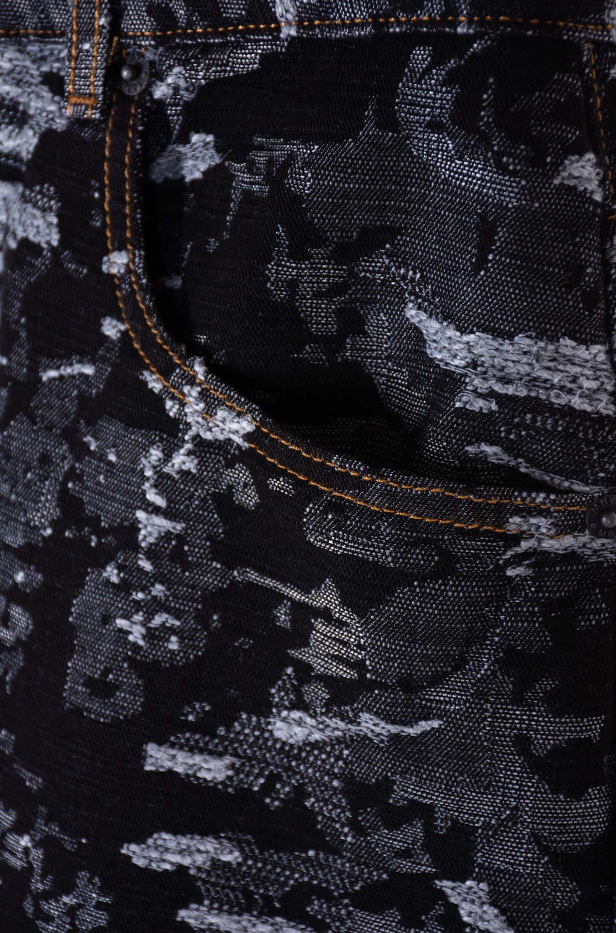 Money makers baggy jean jackar camo