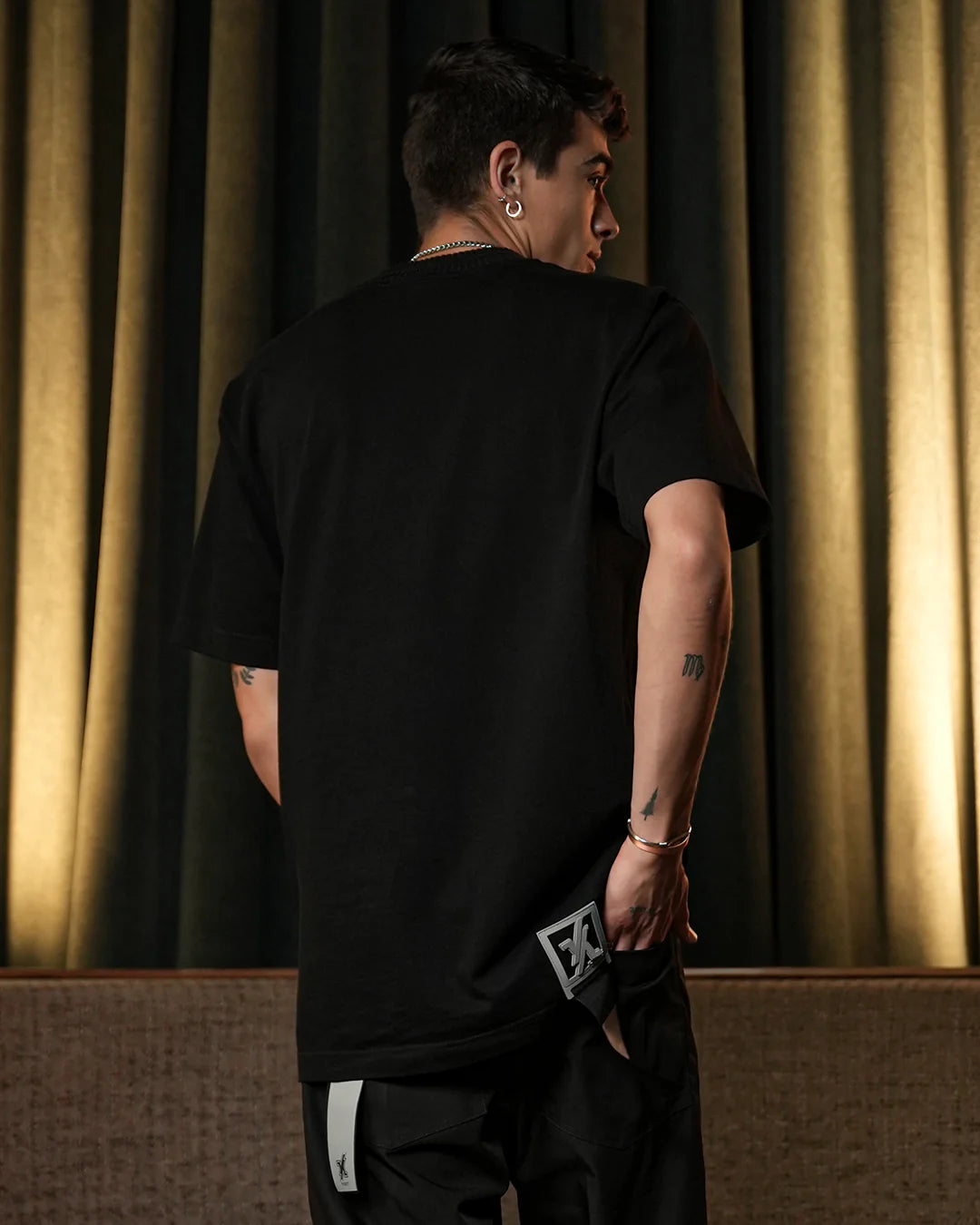 Y/Out fumming t-shirt