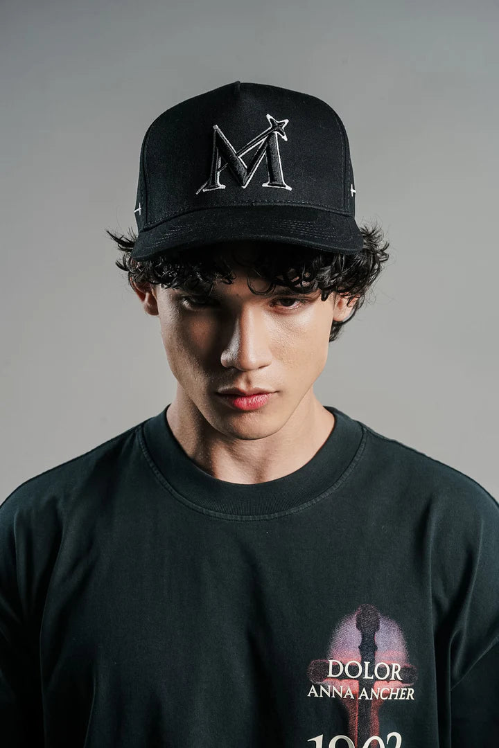 Manifesto gorra peccatori color negro
