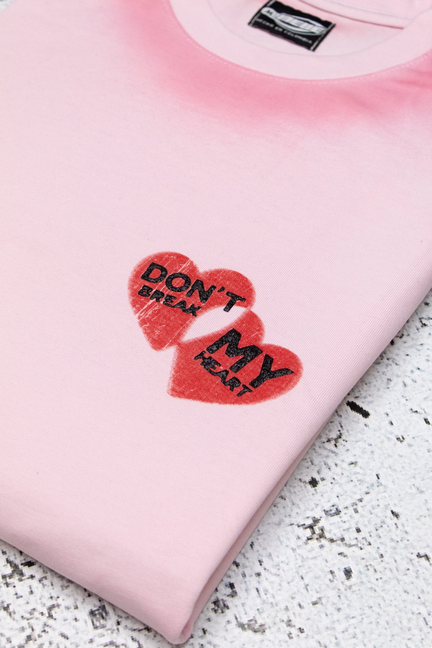Mede don´t break my heart tee