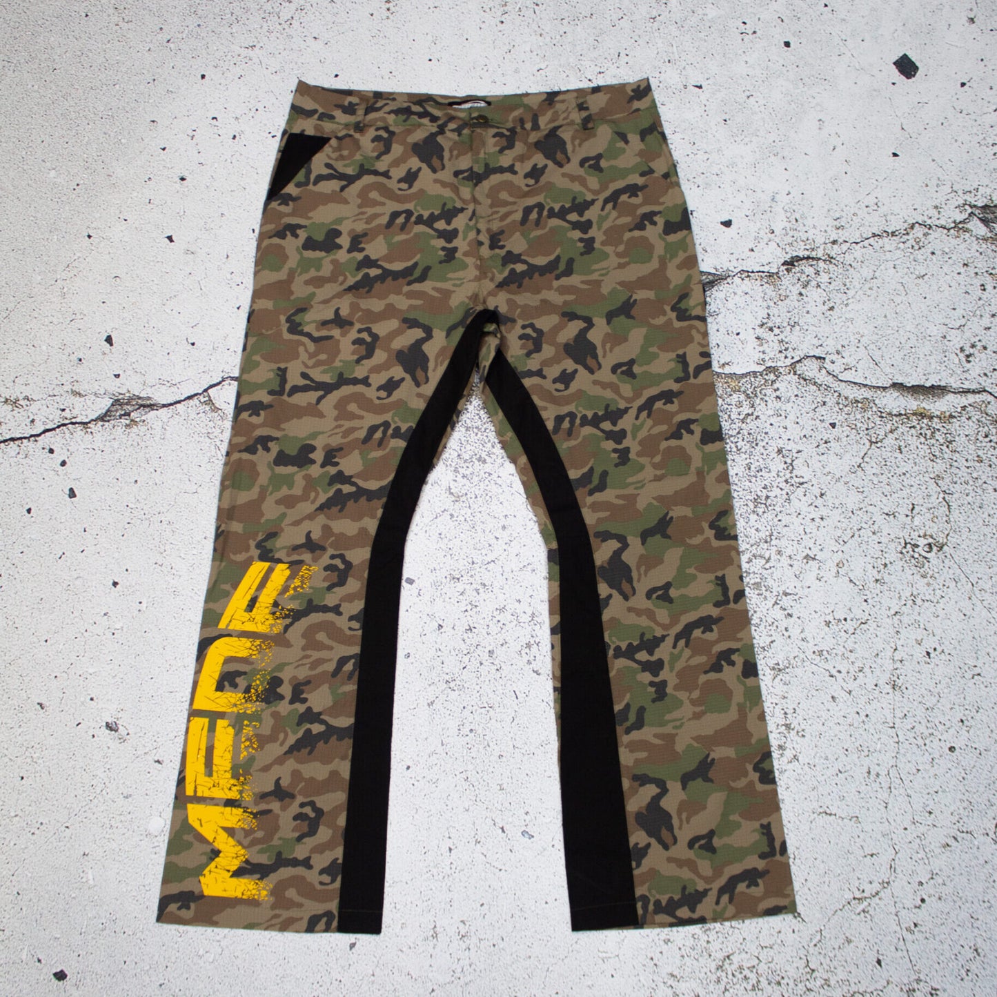 Mede flare pant camo gfe