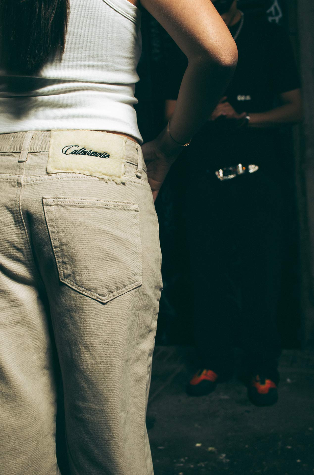 Money makers jean flare ivory