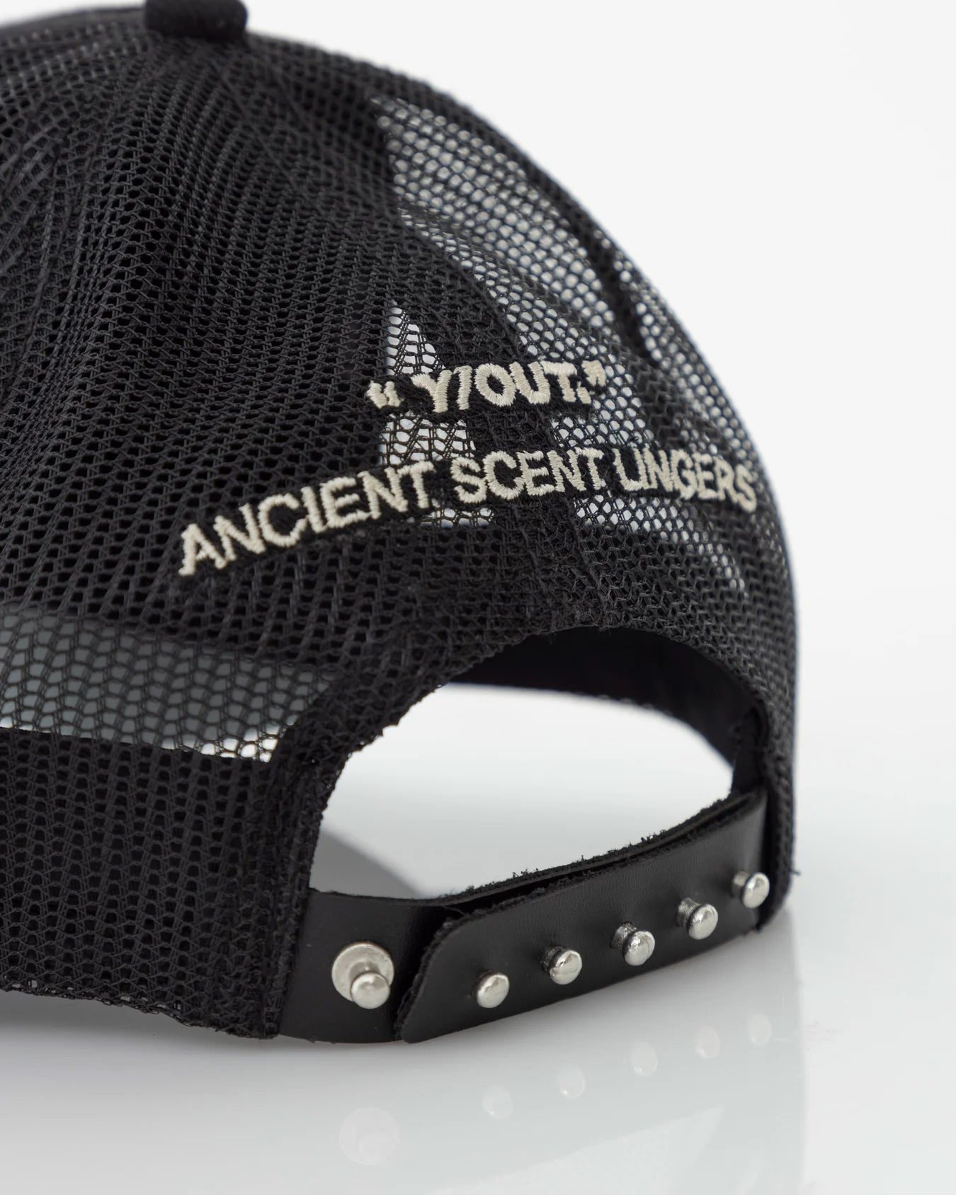 Y/Out cortex cap
