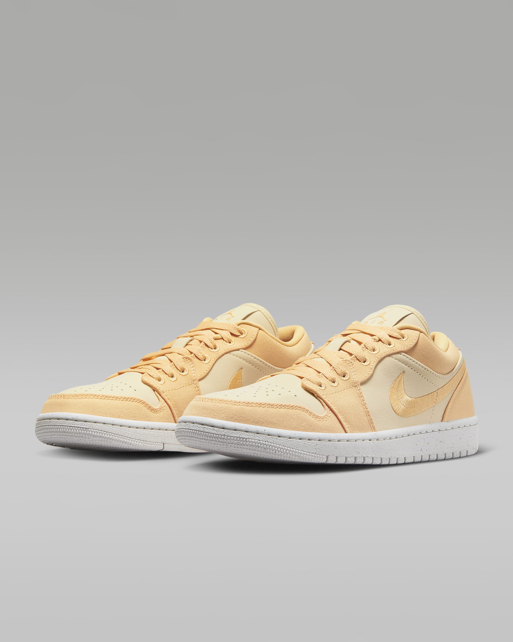 Jordan 1 hotsell low coral gold