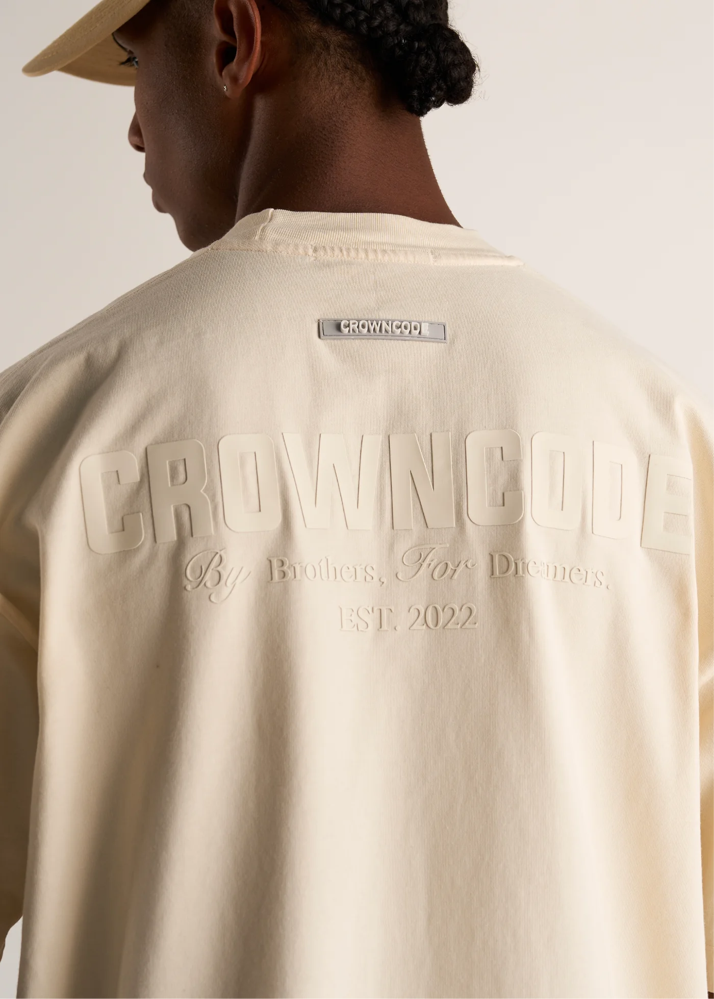 Crowncode camiseta dreamers - crema