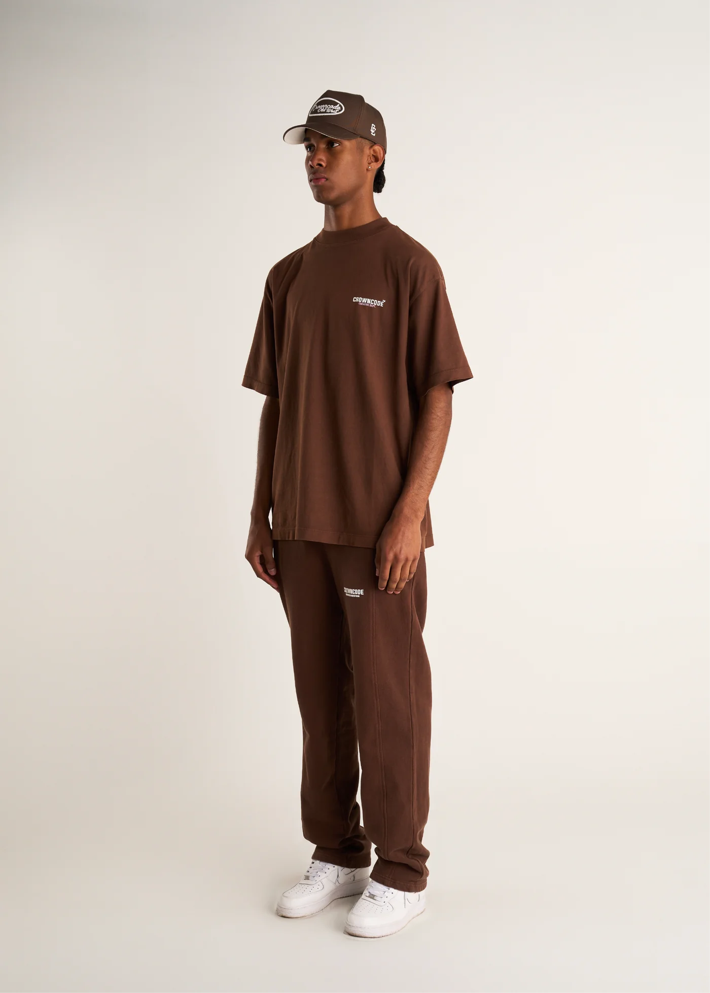 Crowncode camiseta legacy - chocolate