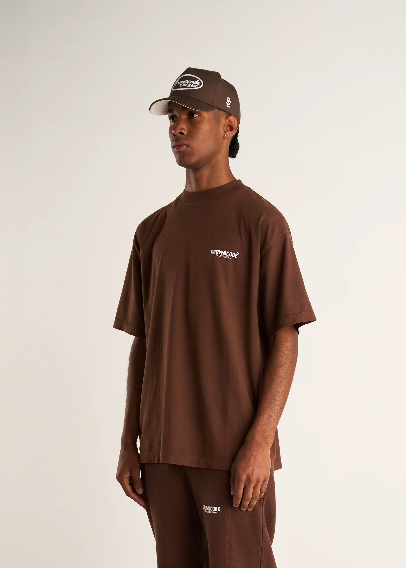 Crowncode camiseta legacy - chocolate
