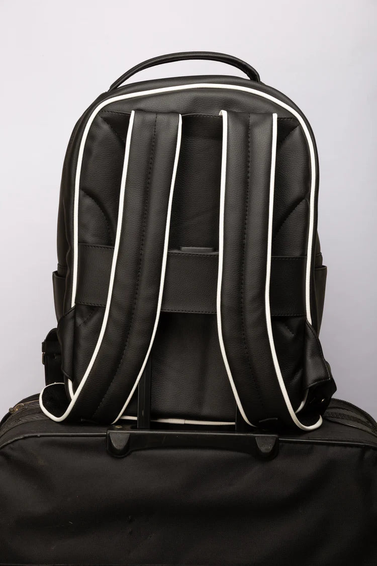 JORMANDS BLACK T-21 BACKPACK