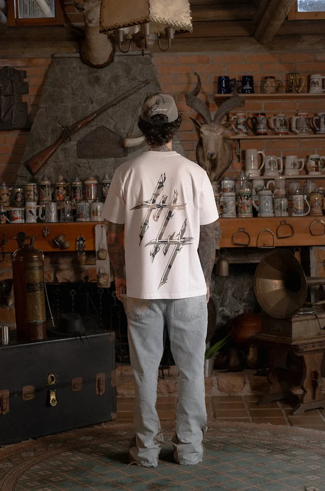 Culturewise Camiseta Blanca Logo Camo CWQ9-RCAMO