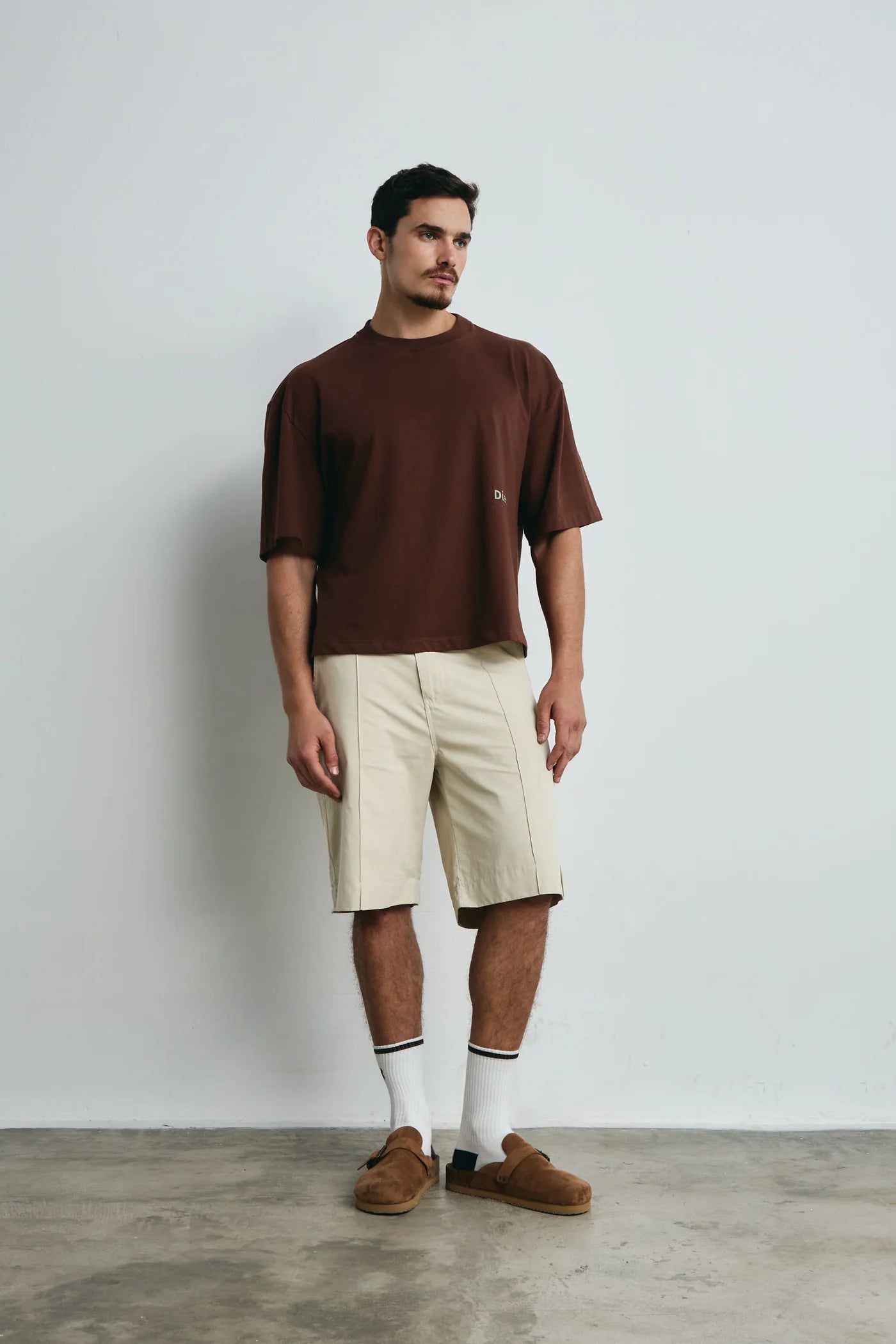 Diez Camiseta Boxy Fit Oversized X Chocolate