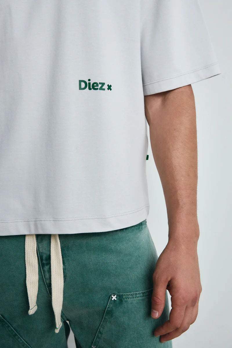 Diez Camiseta Boxy Fit Oversized X Gris