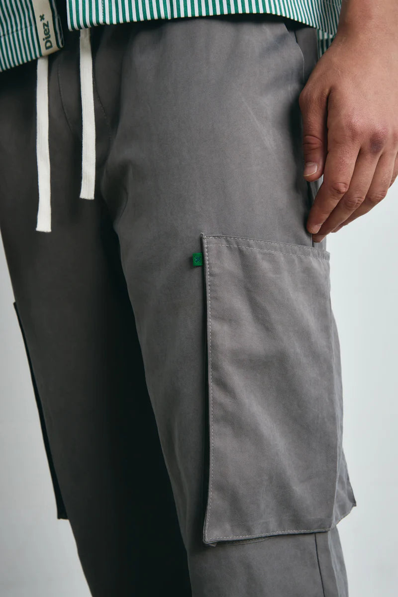 Diez Pantalón Cargo Liviano – Grafito