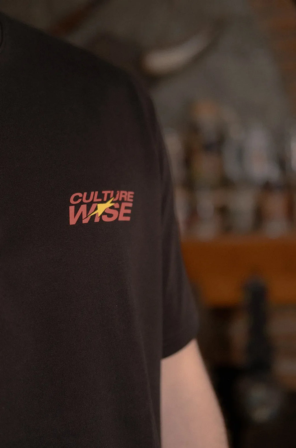 Culturewise Camiseta Negra Tigre CWQ9-RTIGER