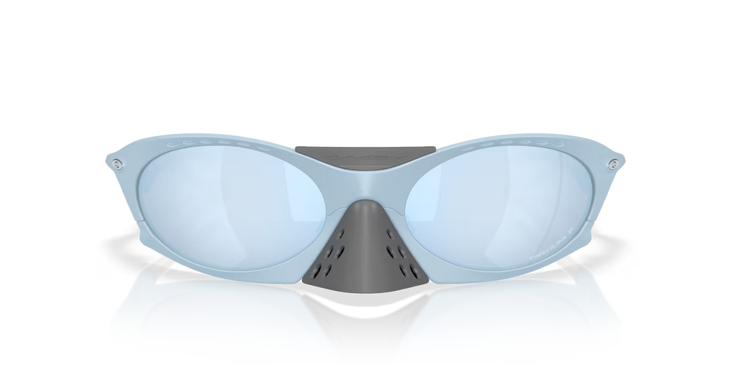 Oakley plantaris