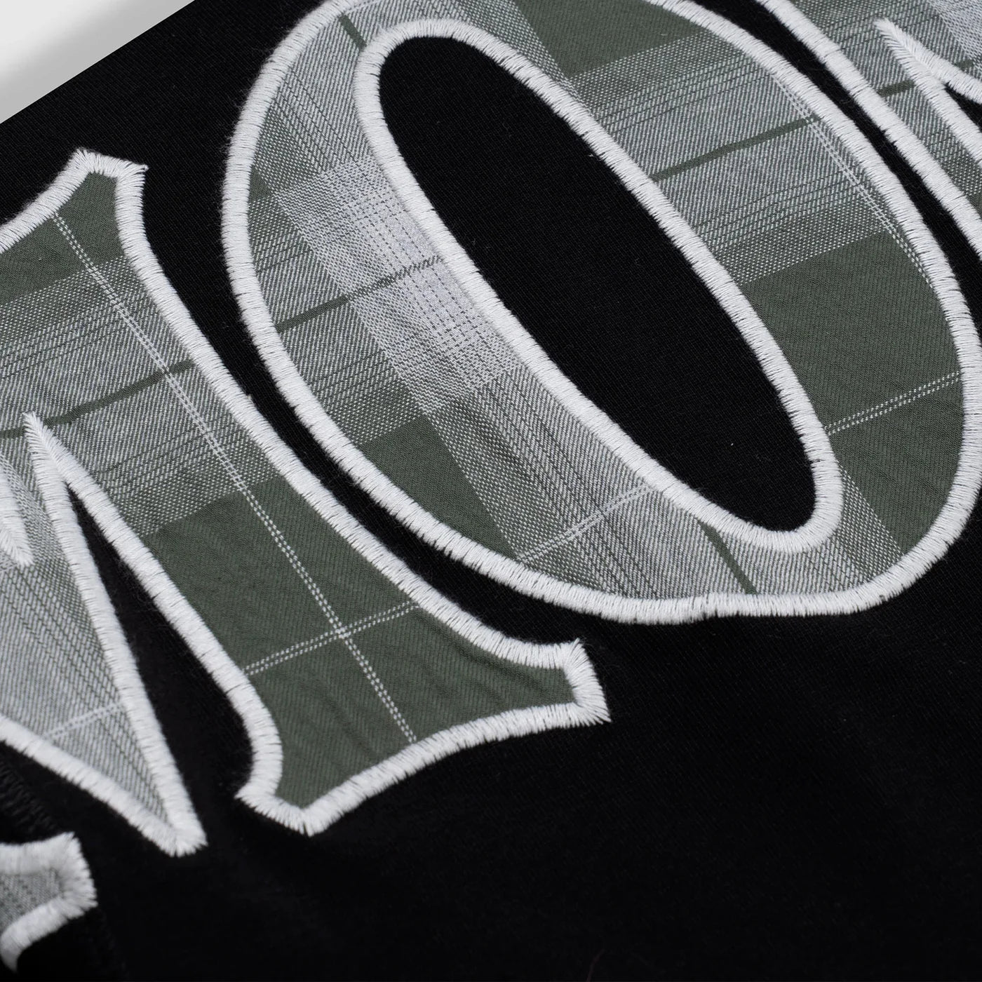 Monoic Camiseta Oversized Core Doble Manga - Negra