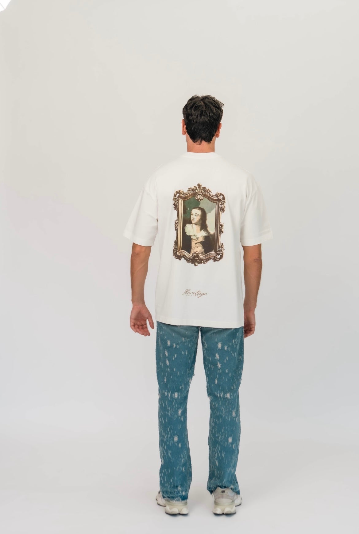 Artdist majesty ivory t-shirt