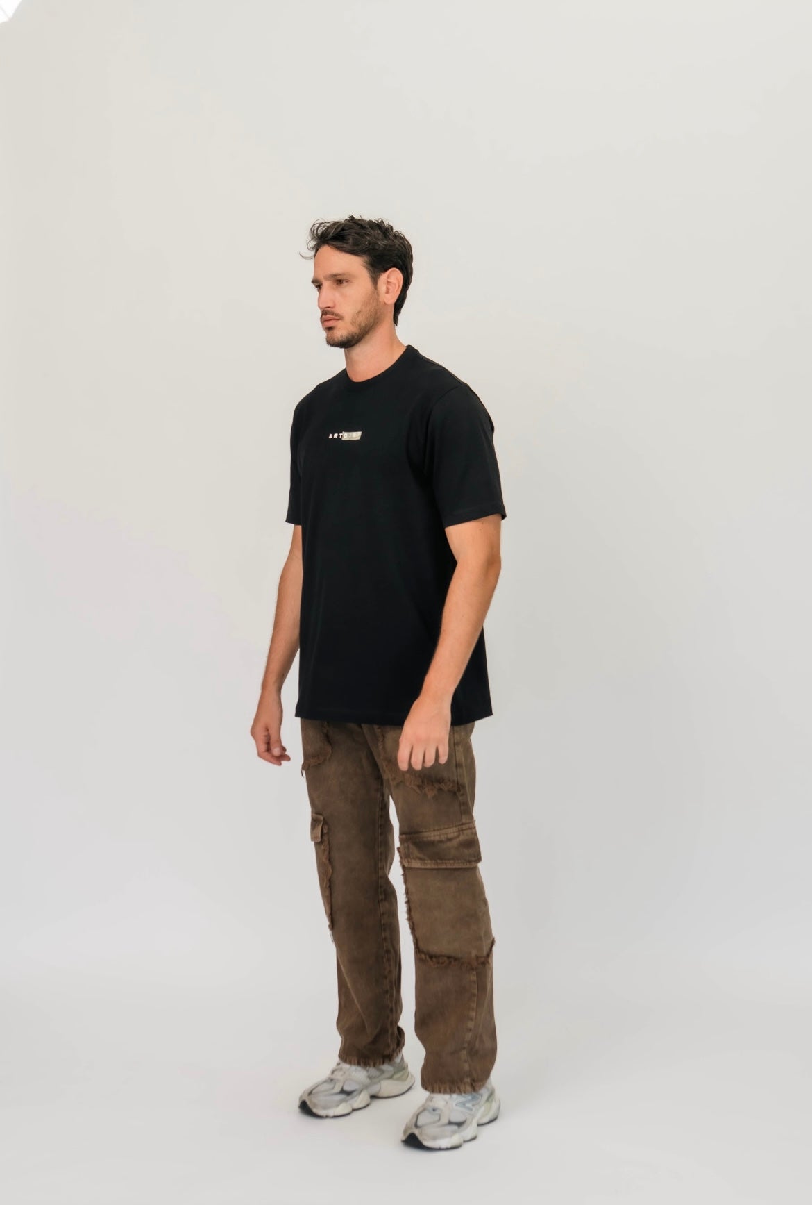 Artdist verse black t-shirt