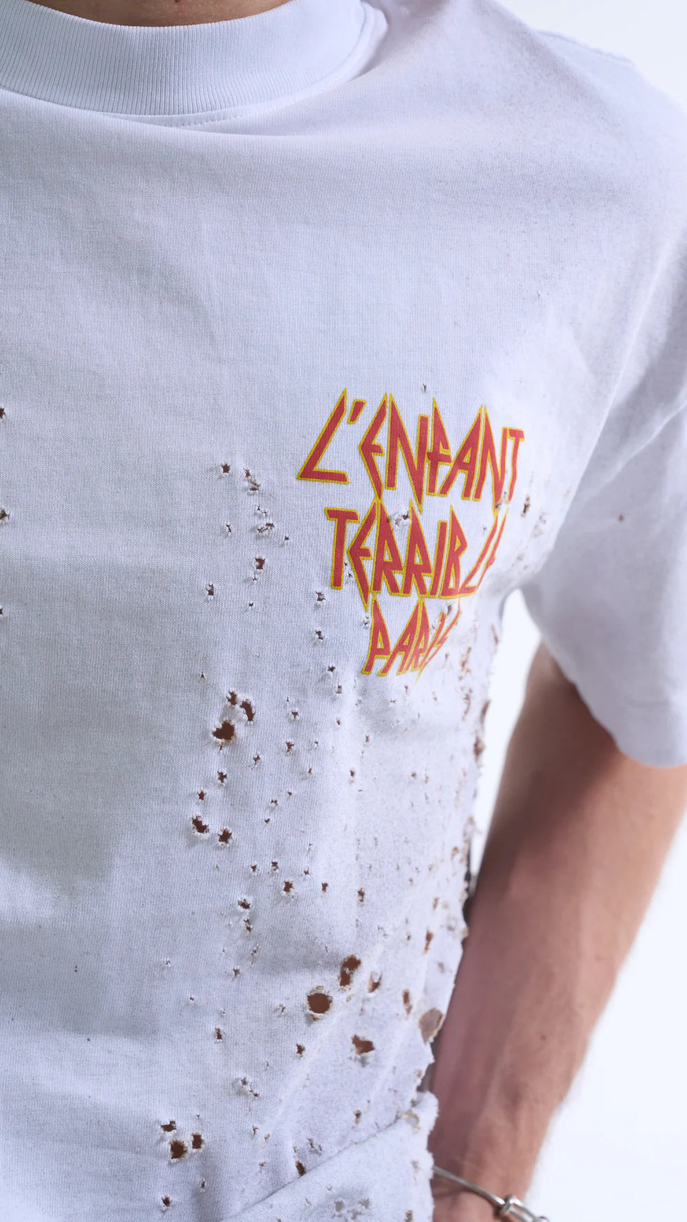 Sinners def shotgun white t-shirt