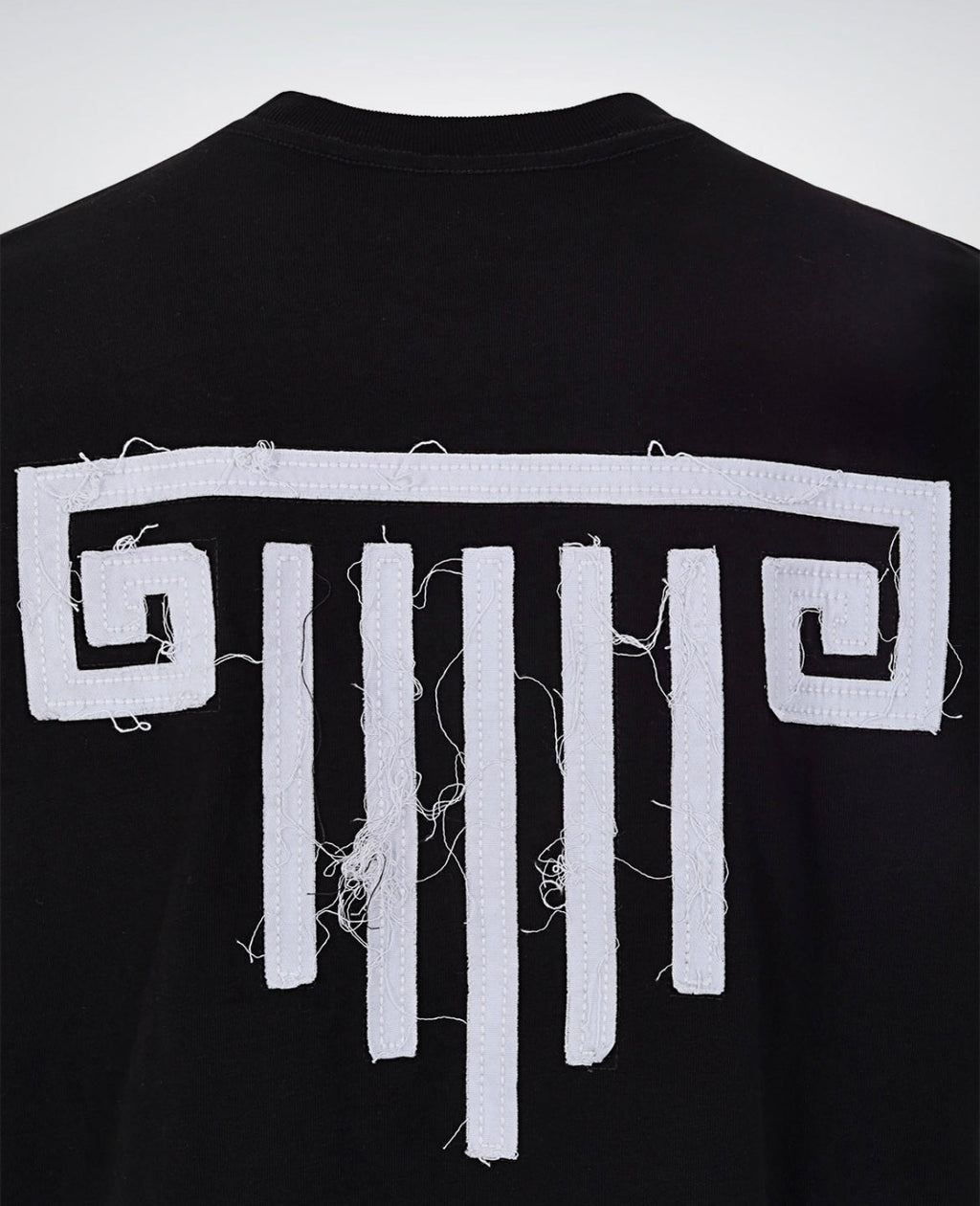 Artdist signature black t-shirt