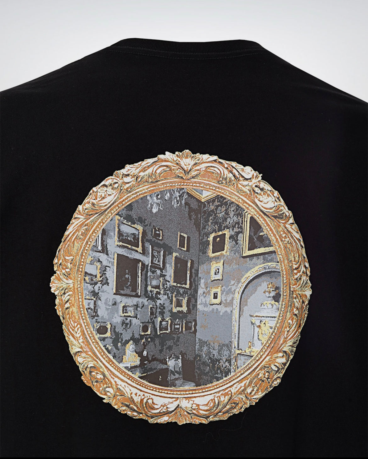 Artdist dust black t-shirt