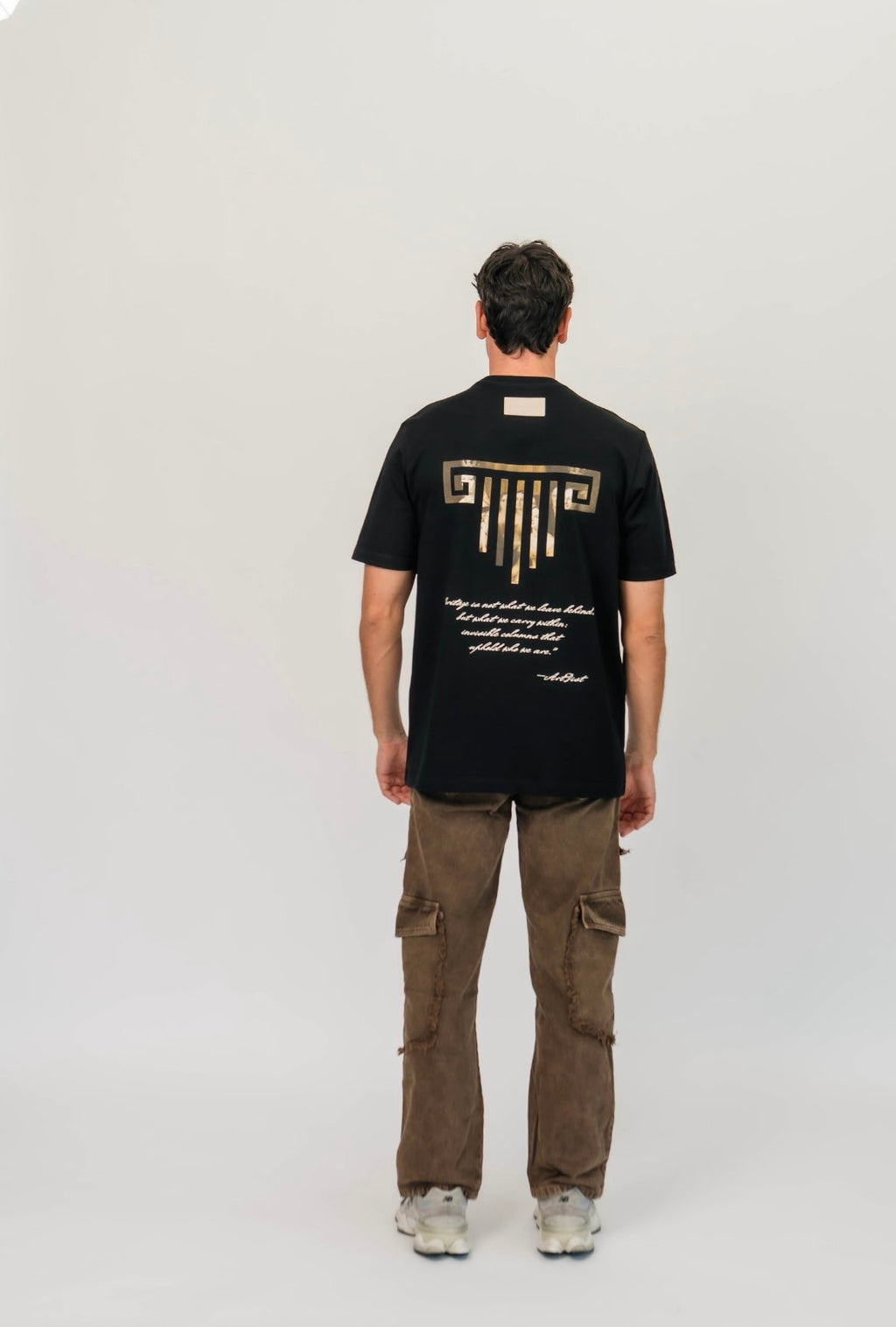 Artdist verse black t-shirt