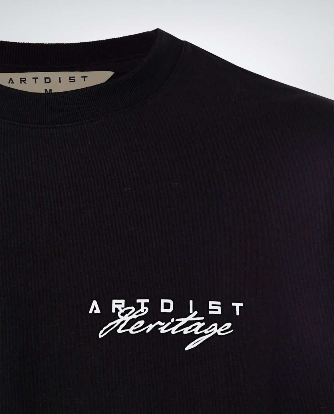 Artdist signature black t-shirt