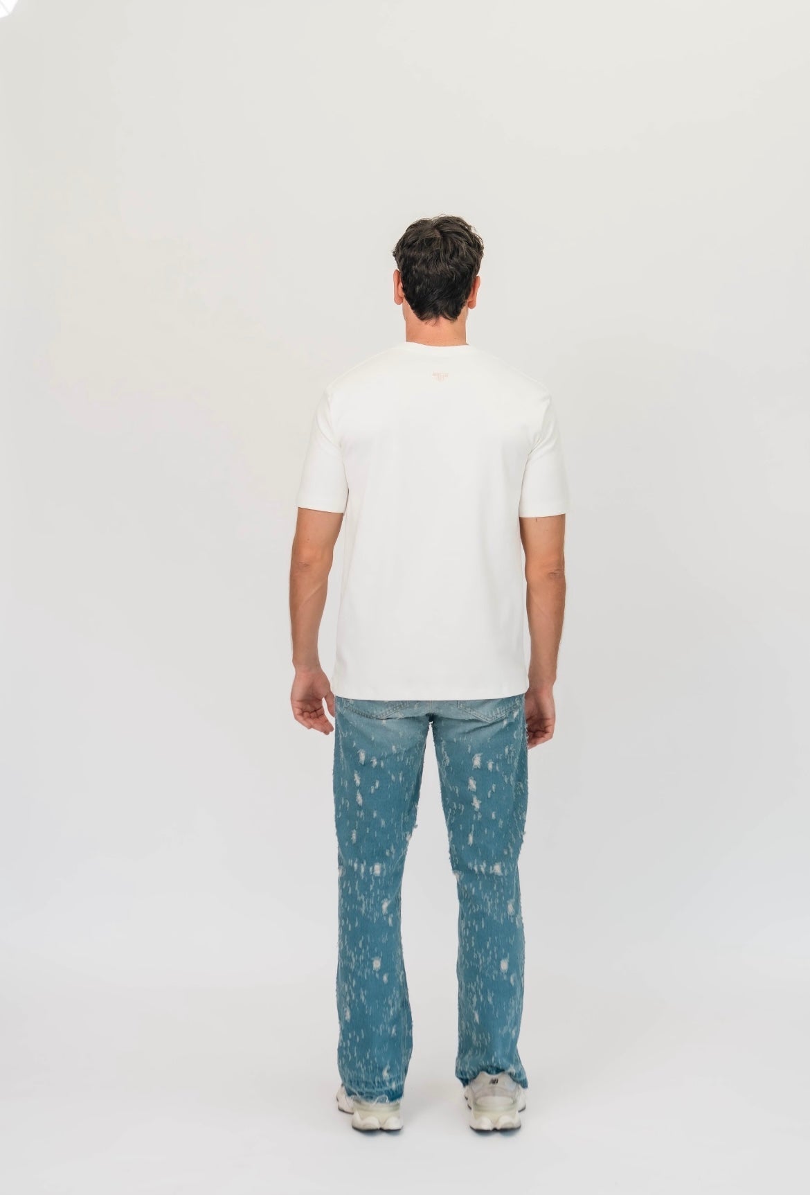 Artdist raw ivory t-shirt