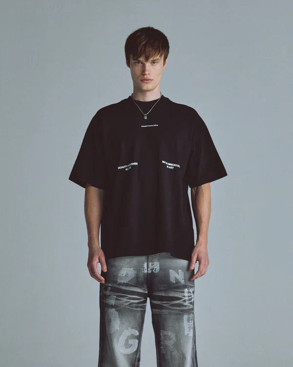 Undergold echoes beauty tshirt black