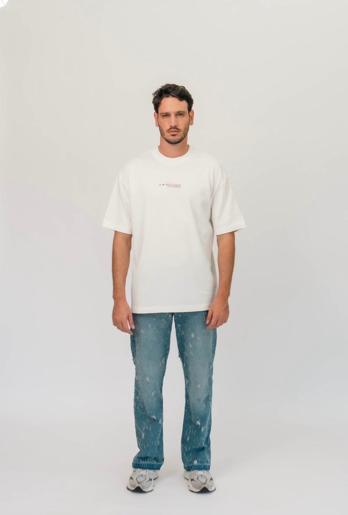 Artdist majesty ivory t-shirt