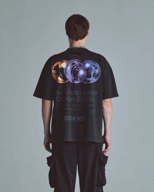 Undergold echoes peak tshirt vintage black