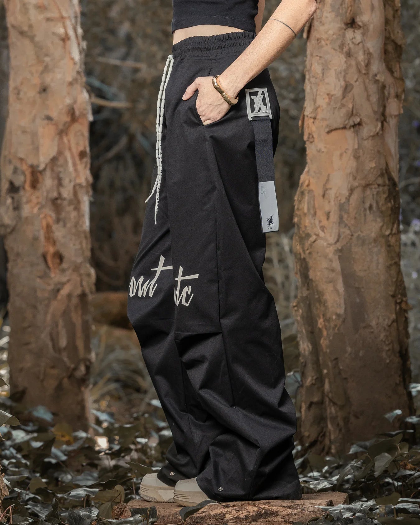 Y/Out black truffle pant