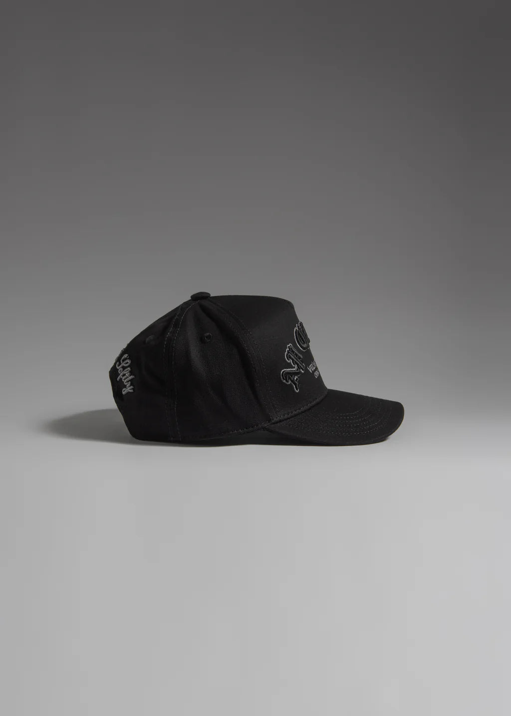 Ap Crown Velvet crown cap