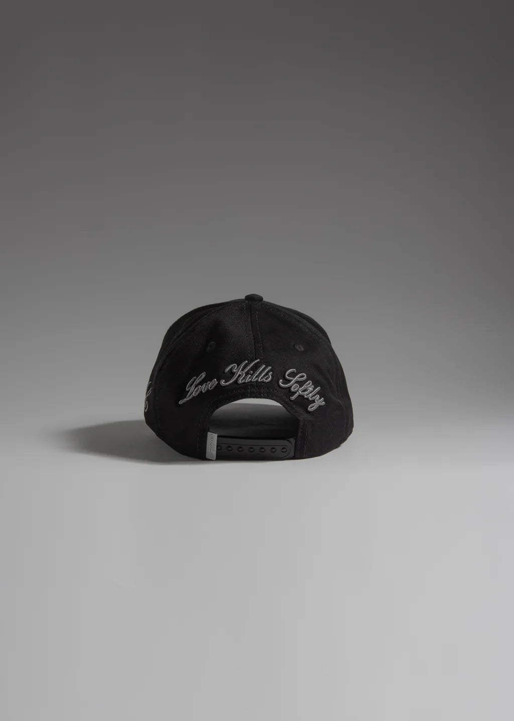 Ap Crown Velvet crown cap