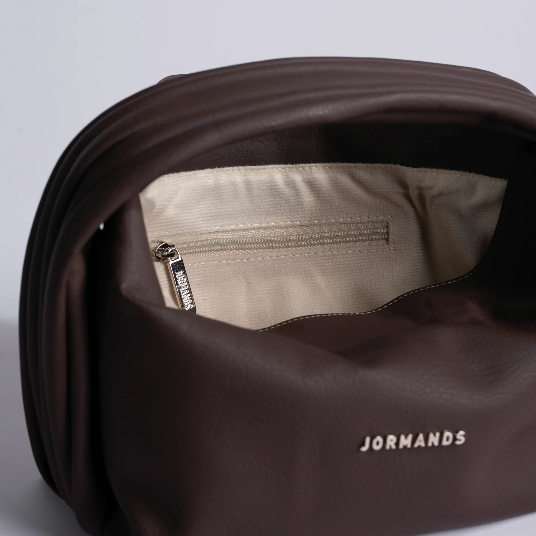 Jormands Brunette Arco Bag