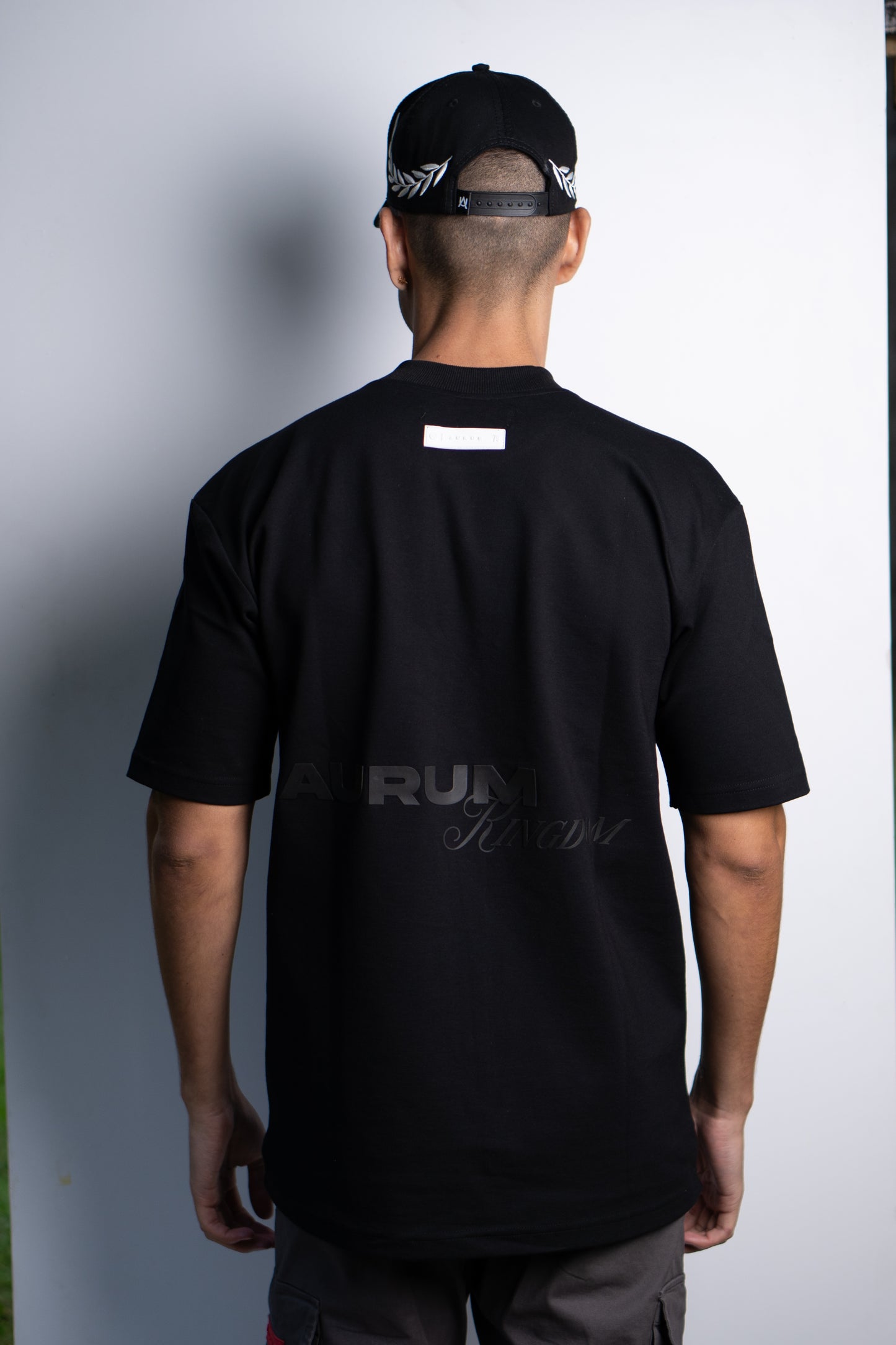 AURUM BASICA NEGRA BLACK AURUM KINGDOM T SHIRT