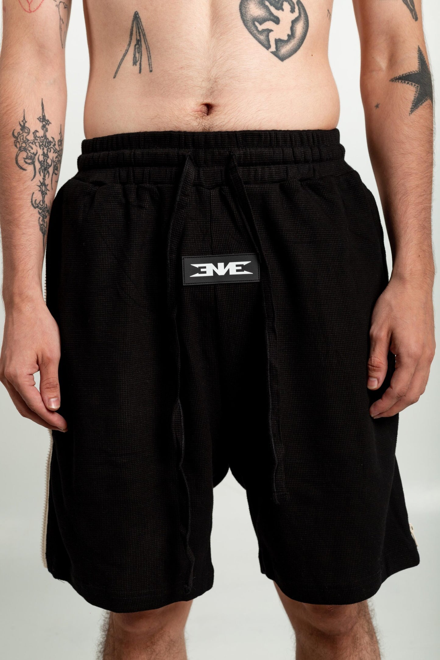 Nebula Nexus Zipper Shorts Negro BE02-1123