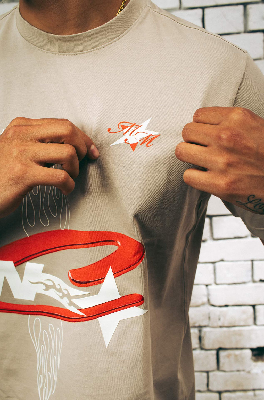 Money makers camiseta regular flame beige