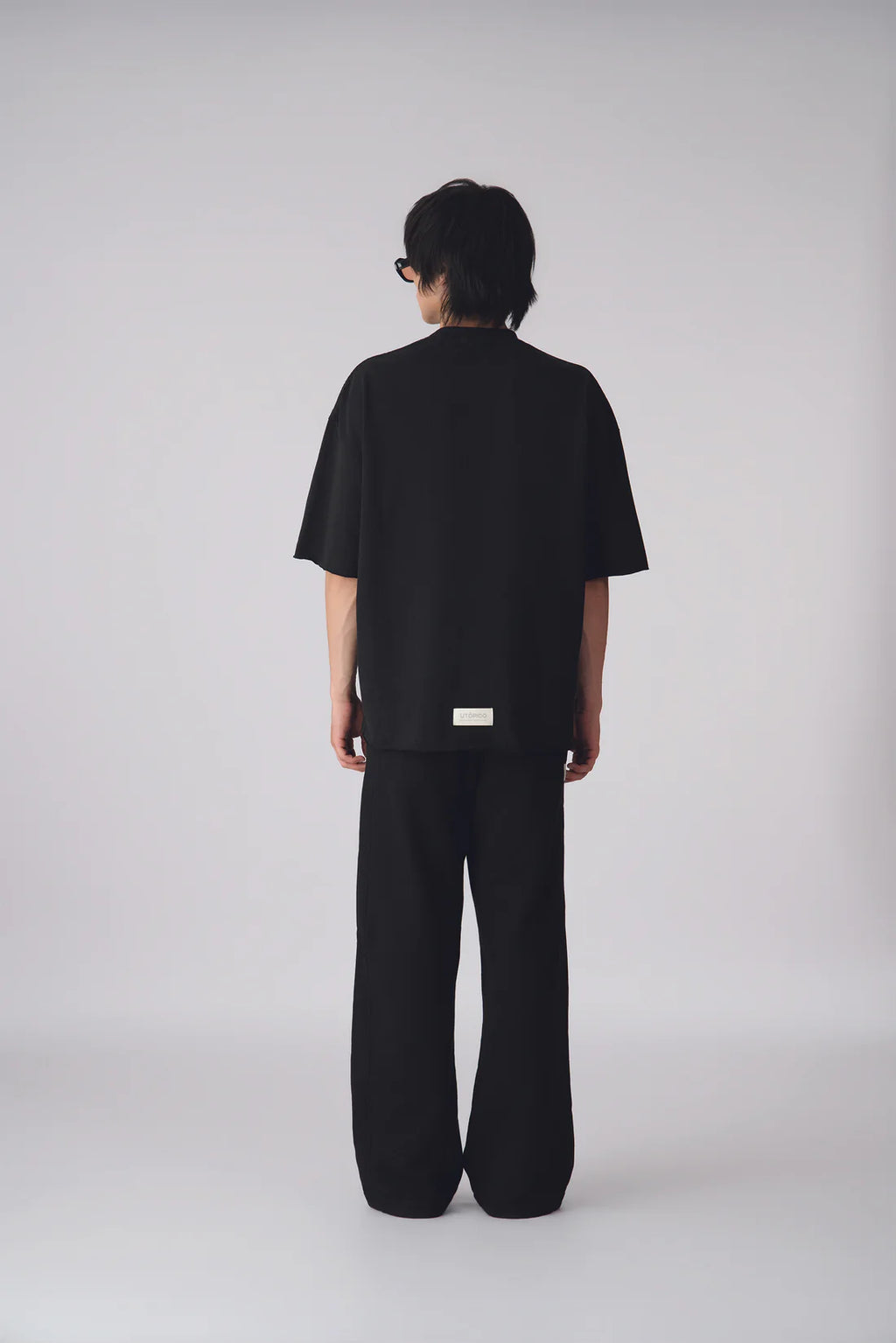 Utópico camiseta negra - relaxed fit