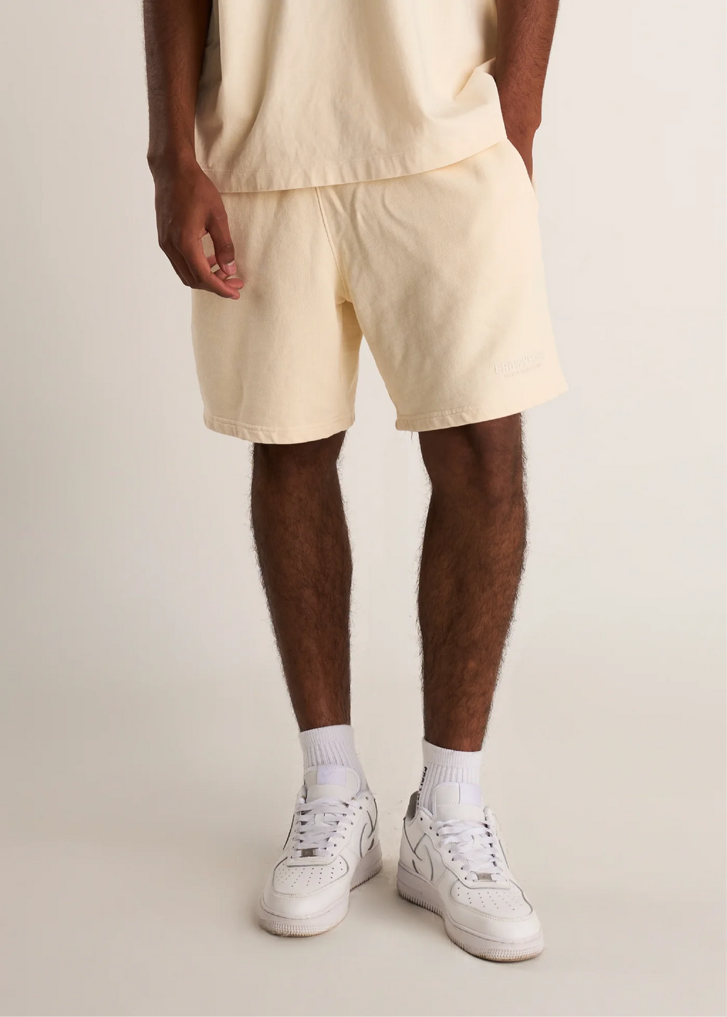 Crowncode short creative studio - crema