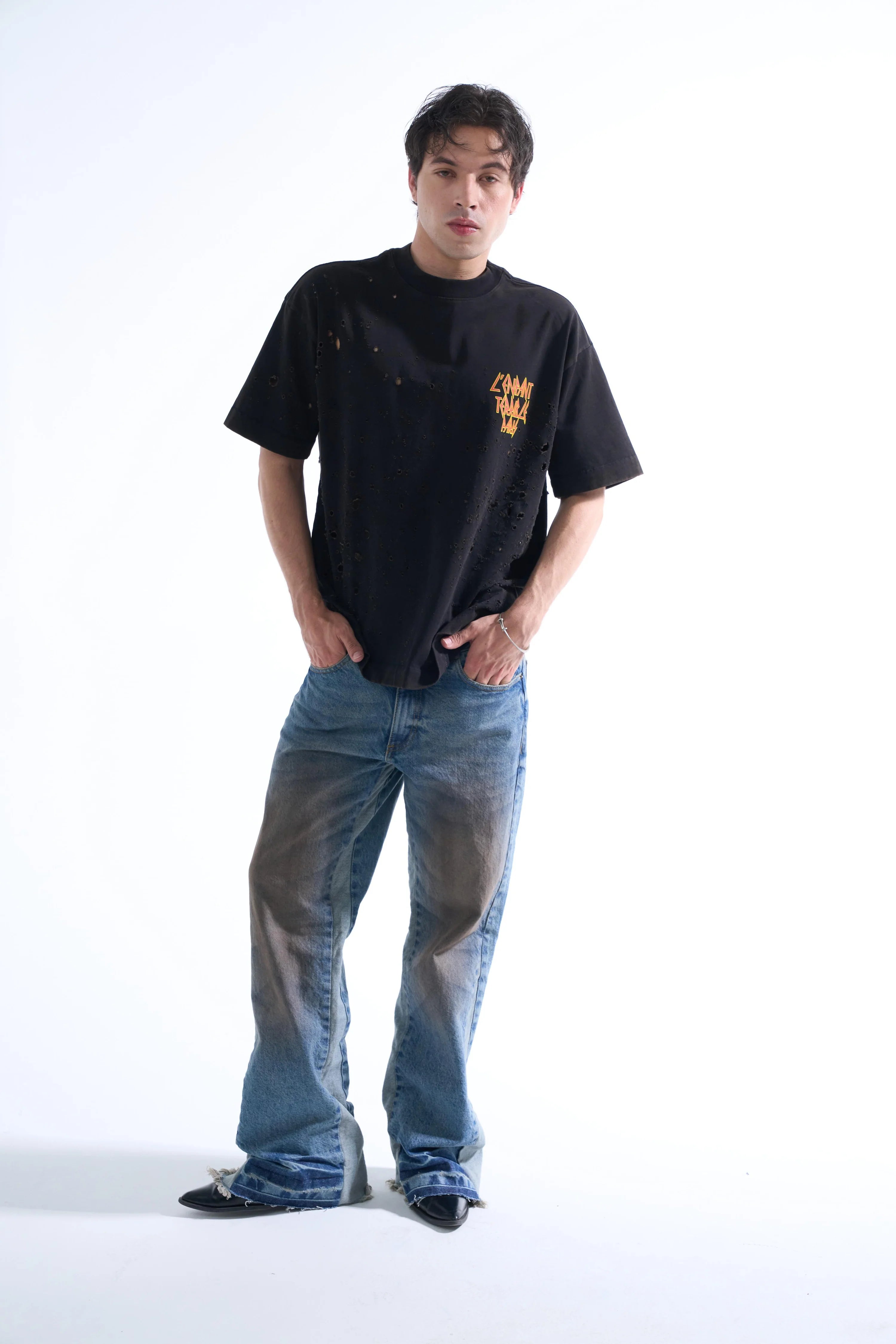 Sinners dirty flared jeans