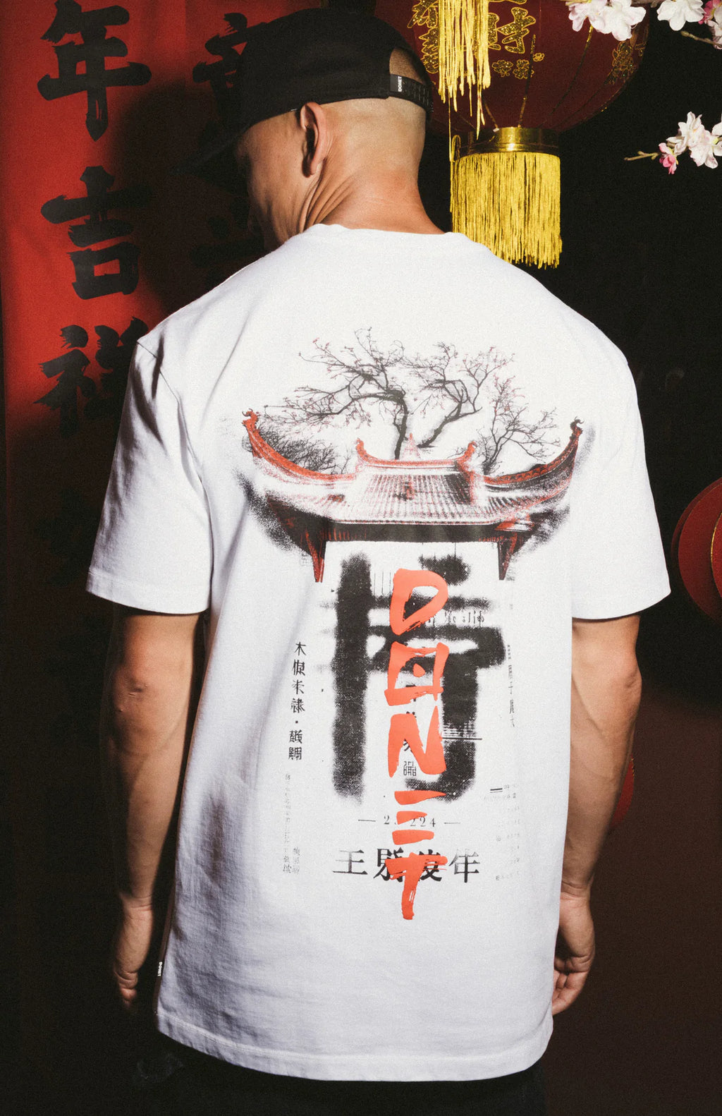 Donet t shirt pagoda white