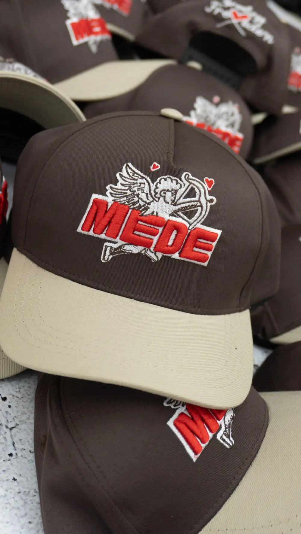 Mede greetings from eden cap