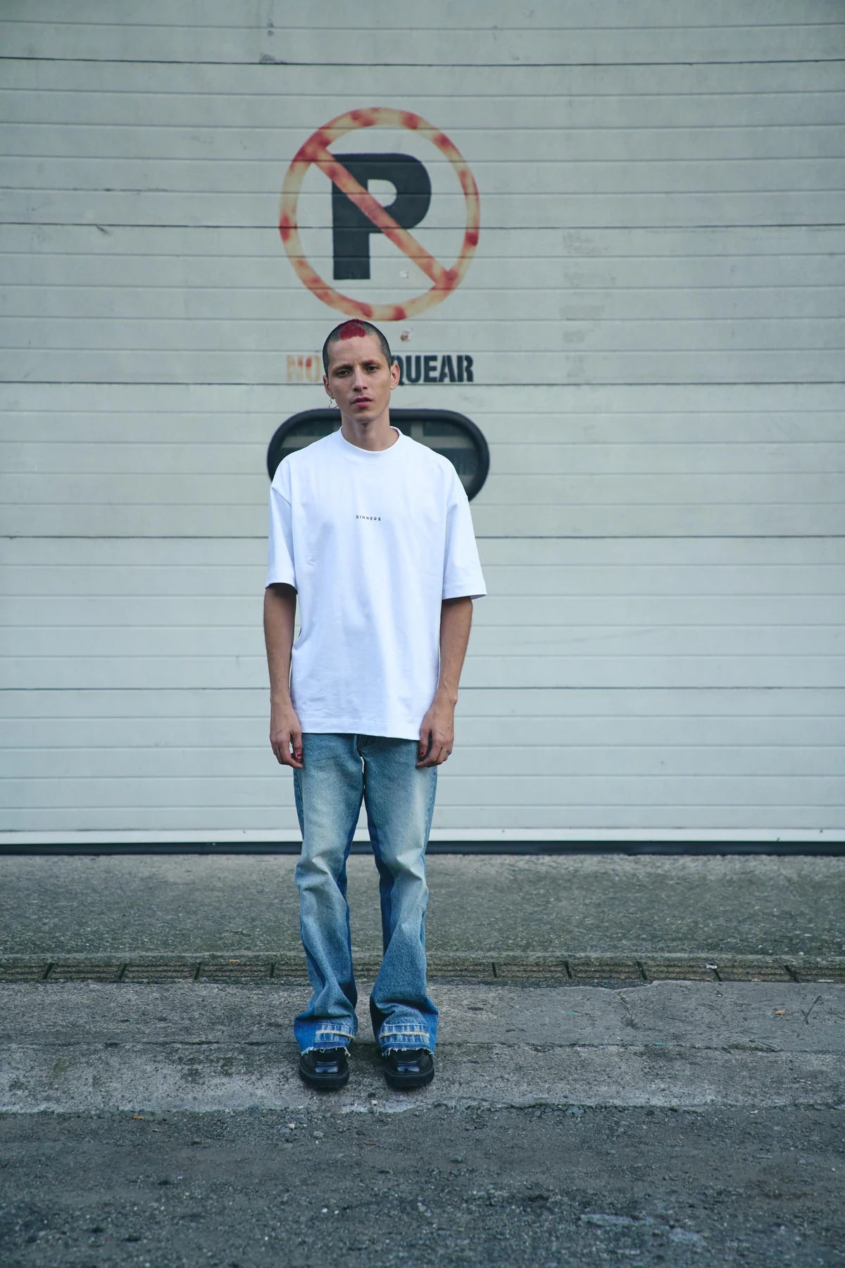 Sinners sinners logo white t-shirt