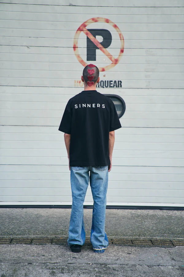 Sinners sinners logo black t-shirt